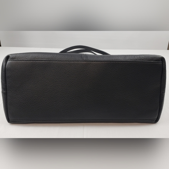 Vince Camuto Black Shoulder Bag - Picture 5 of 16